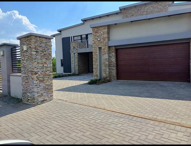 5 BEDROOM PROPERTY TO RENT IN LANSERIA
